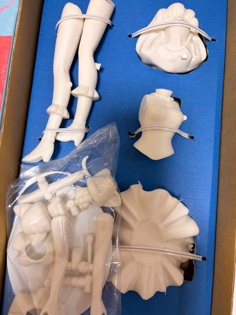 ツクダホビー ジャンボフィギュアシリーズ 1/6 魔法の天使 クリィミーマミ