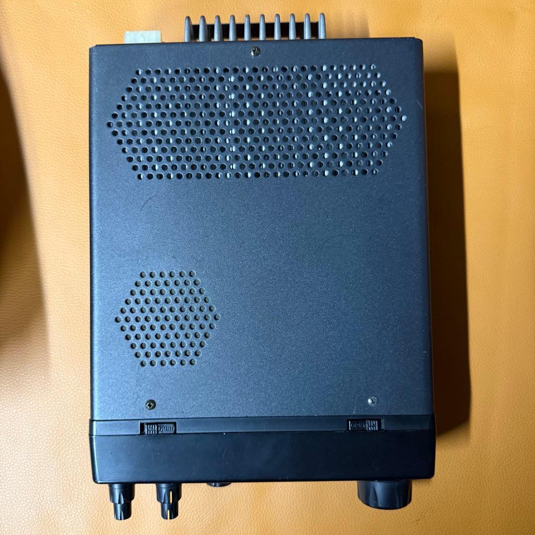 ALINCO DX-70Gトランシーバー