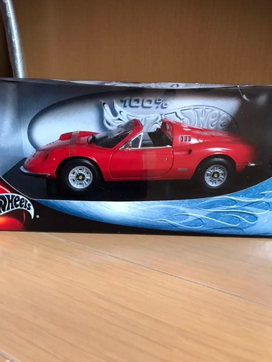 C フェラーリ Ferrari Dino 246 GTS ホットウィール 未開封