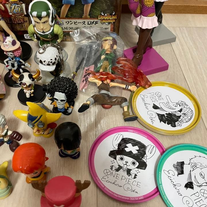 ワンピース フィギュア・グッズ まとめ売り