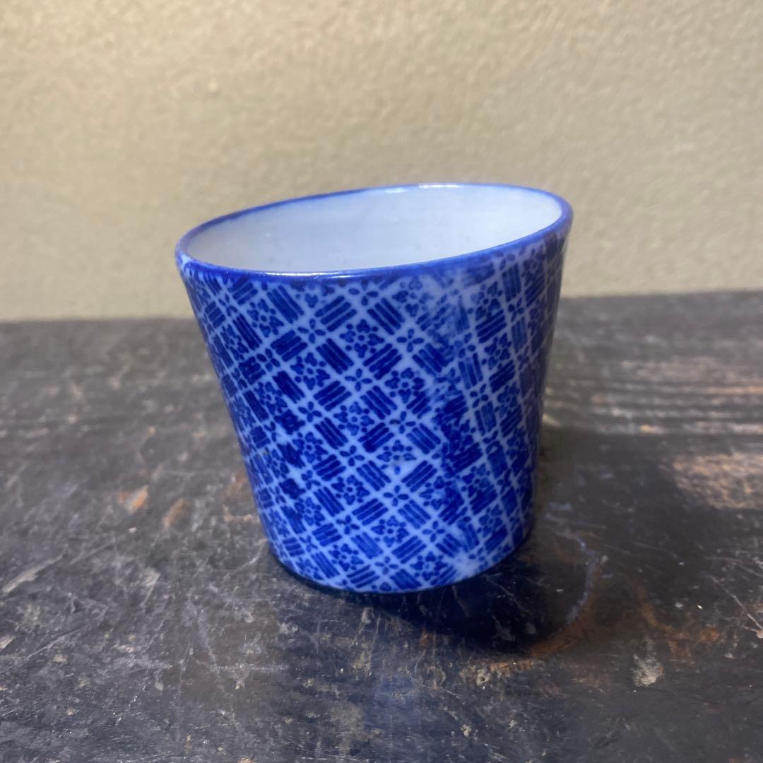 青色 幾何学模様 陶器 ぐい飲み蕎麦猪口