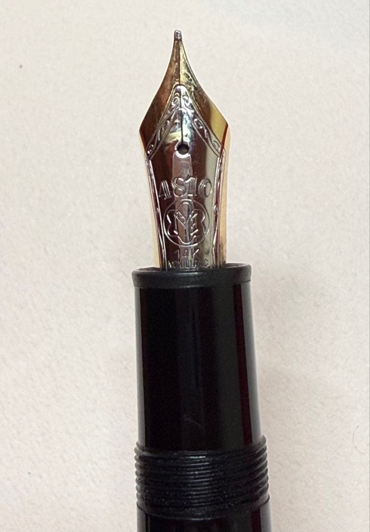 【最終値下げ】モンブラン　マイスターシュテュック　ゴールド　146 中白　14K