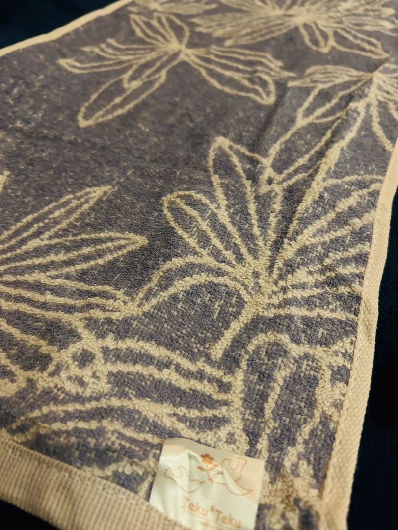 プチギフト　法事　返礼品　箱入りタオル１枚入り　包装済み21箱　見本用１枚