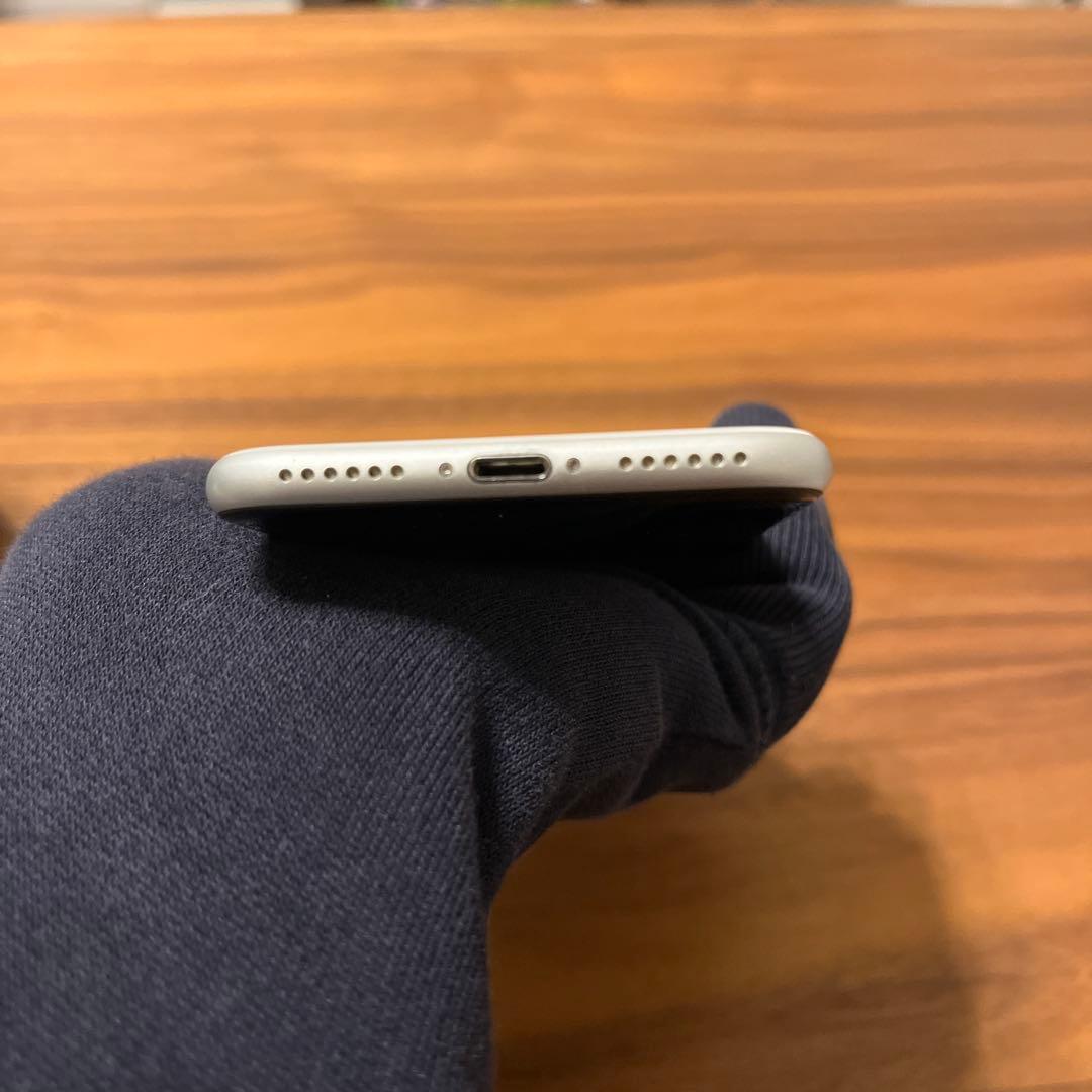 iPhoneSE2 ホワイト 64GB ガラスフィルム付