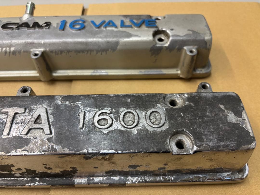 AE86 4AGヘッドカバー