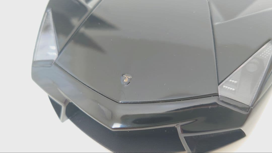 ランボルギーニ　レヴェントン（ブラック）