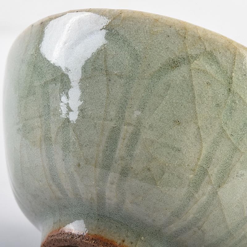 中国　南宋　哥窯　金糸鉄線　刻蓮弁文　盃　金継直し　時代箱付　V　R7717