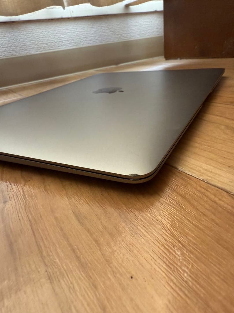 Apple MacBook Air M1 8GB 付属品なし