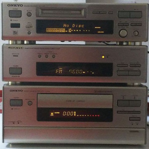 ONKYO INTEC MDレコーダー・FM/AMチューナー・カセットデッキ