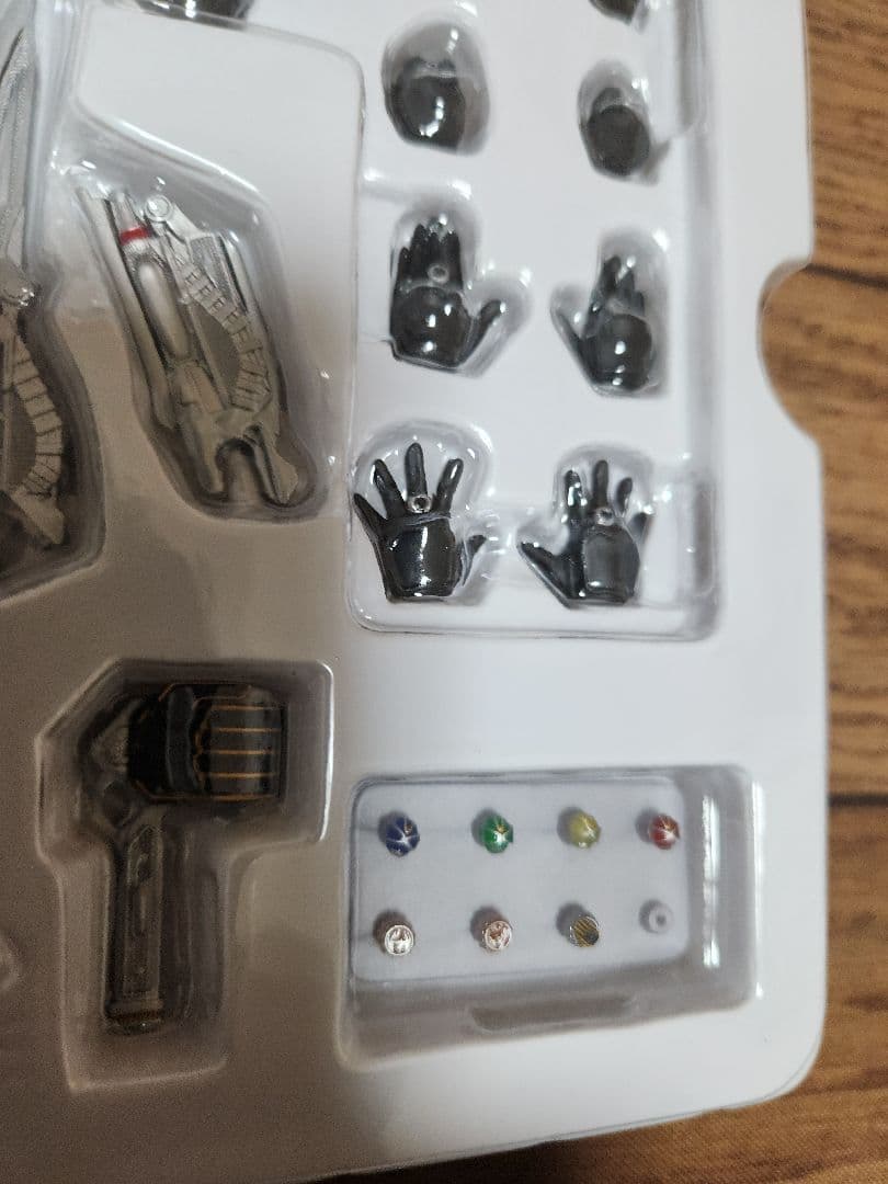 ソ*ラ様 S.H.Figuarts 真骨彫製法 仮面ライダーウィザード フレイム