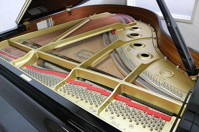 グランドピアノ【 ヤマハ G1E 】販売　新春セール♪