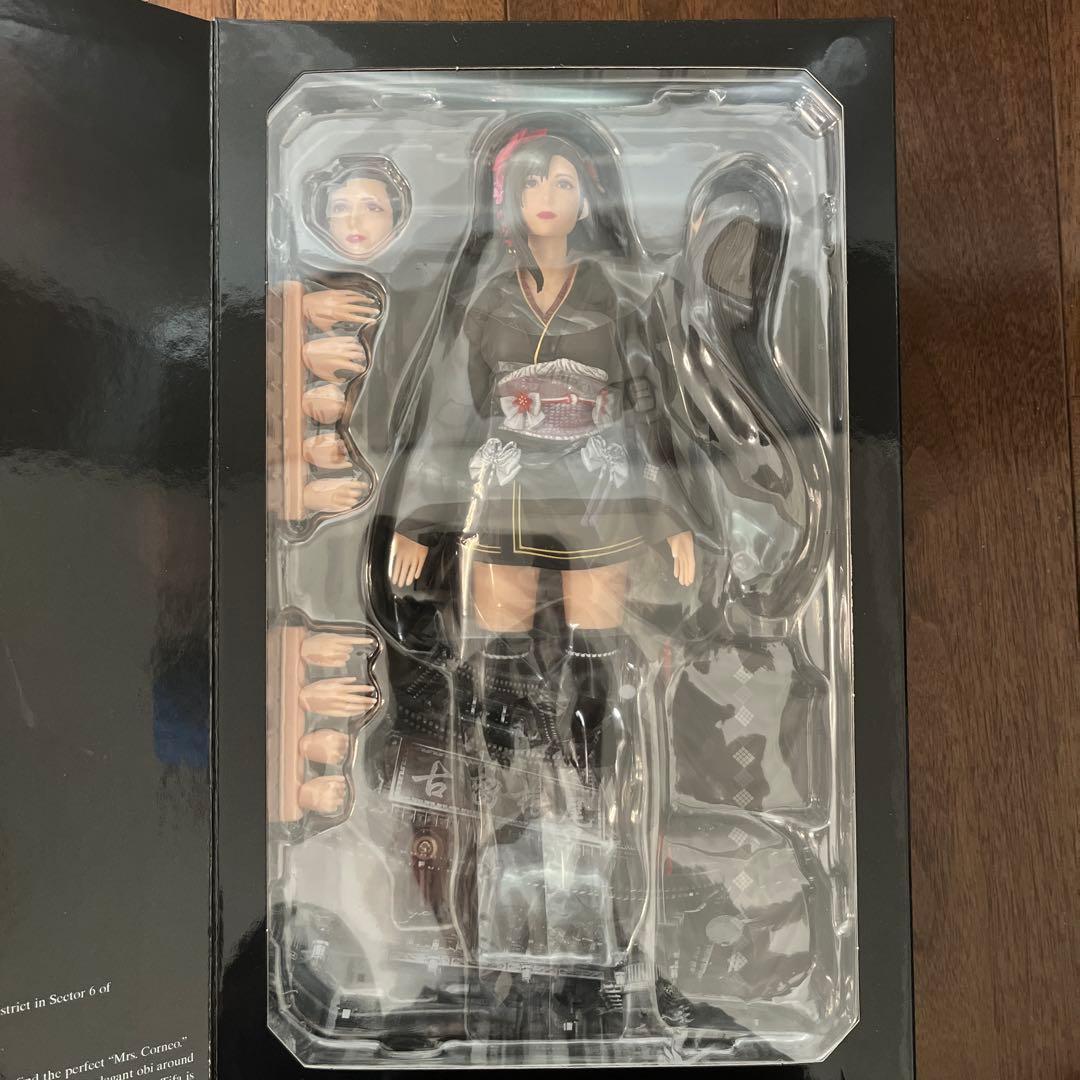 ファイナルファンタジーVII PLAY ARTS改 ティファ 異国風ドレス