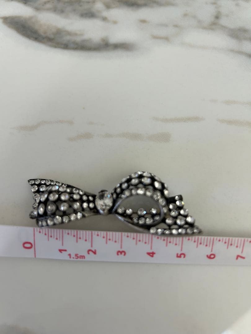 FOXEY リボン型ブローチ