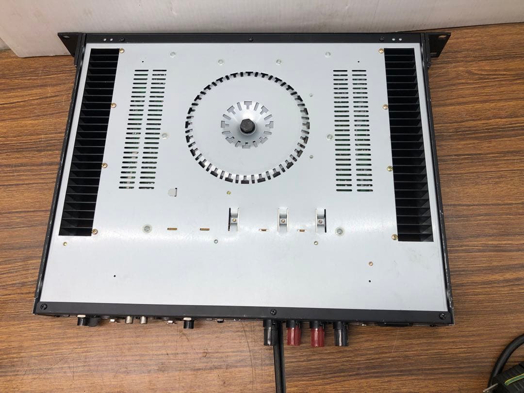 TOA デュアルパワーアンプ　P-60D 電源ケーブル付き