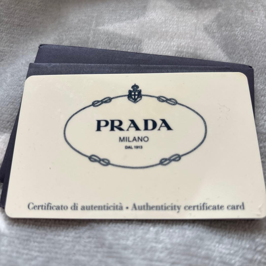 PRADA オリーブグリーン ショルダーバッグ