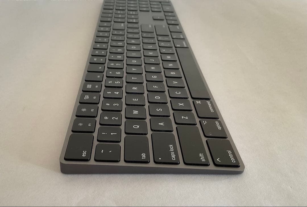 Apple Magic Keyboard(テンキー付き)英語(US)