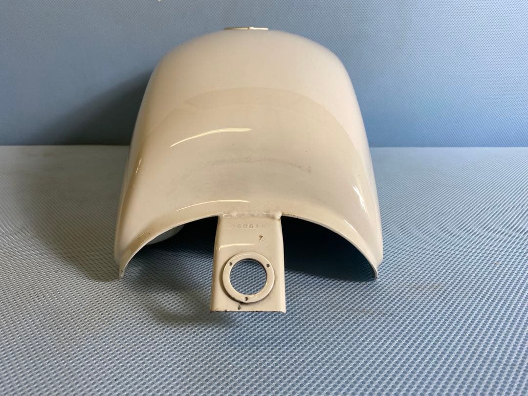 250TR 白　フューエルタンク　純正　キャブ