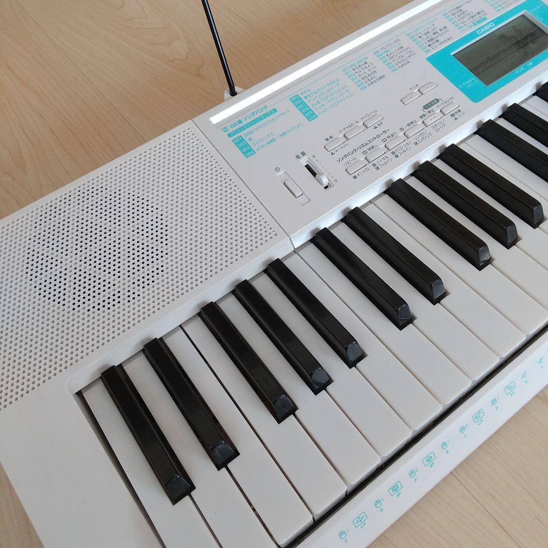 ☆★CASIO LK-128 ホワイト電子キーボード☆★
