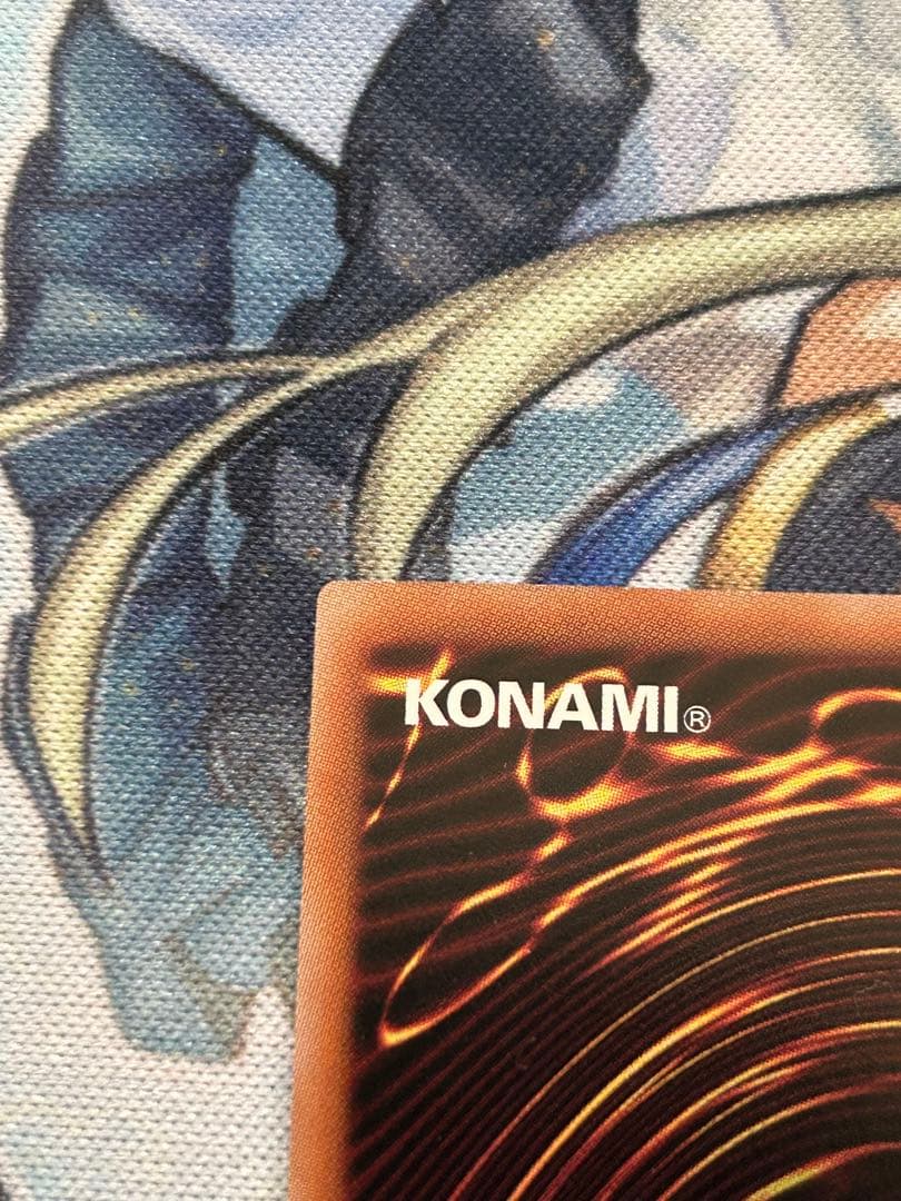 青眼の白龍 25thシークレット 日版　初期絵