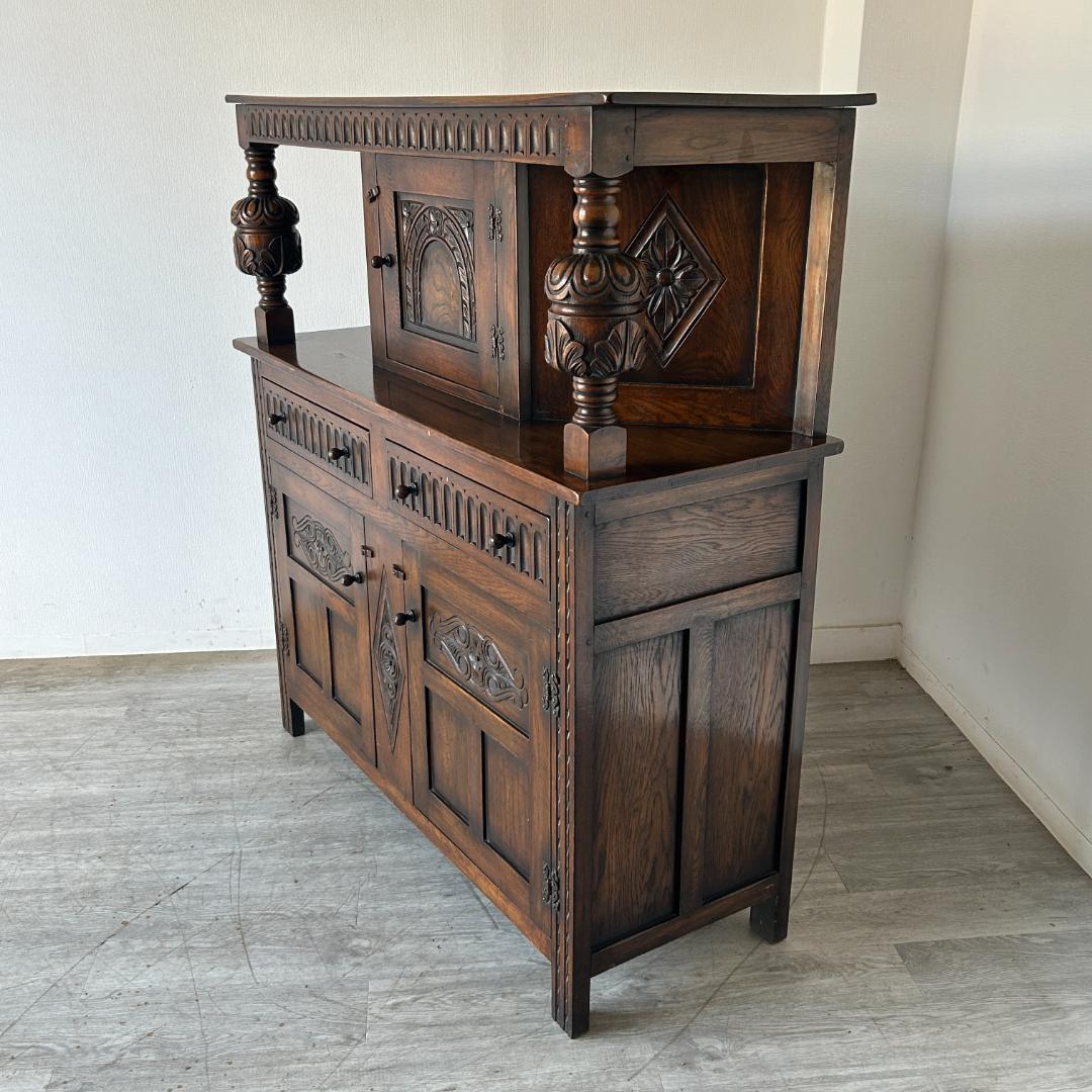 イギリス アンティーク家具 コートカップボード 781A