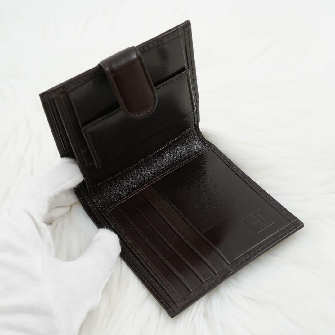 新品未使用品　FENDI フェンディ　二つ折り財布　ズッカ柄　レザー　ブラウン