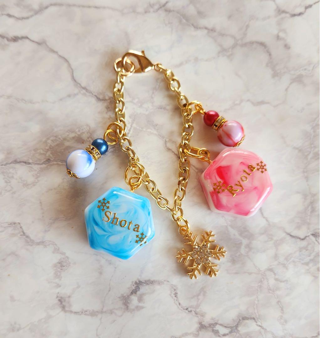 やまねこ断捨離中　Man イニシャル　フラワー　キーホルダー