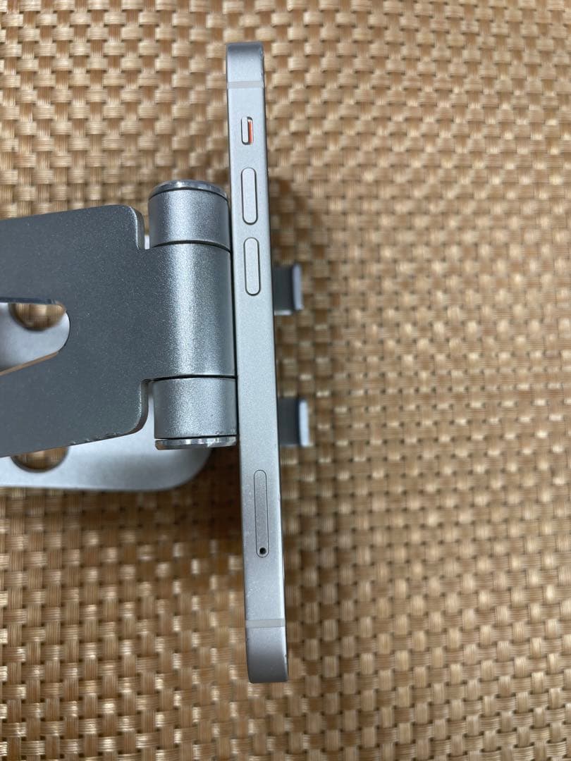 iPhone 13 mini 256 GB スターライトSIMフリー【8116】