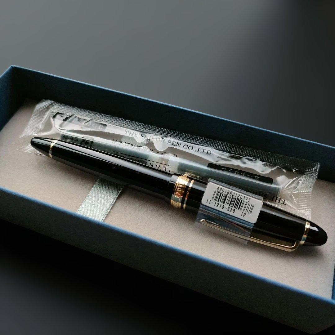 【新品未使用】SAILOR 万年筆 黒 極黒インクカートリッジセット