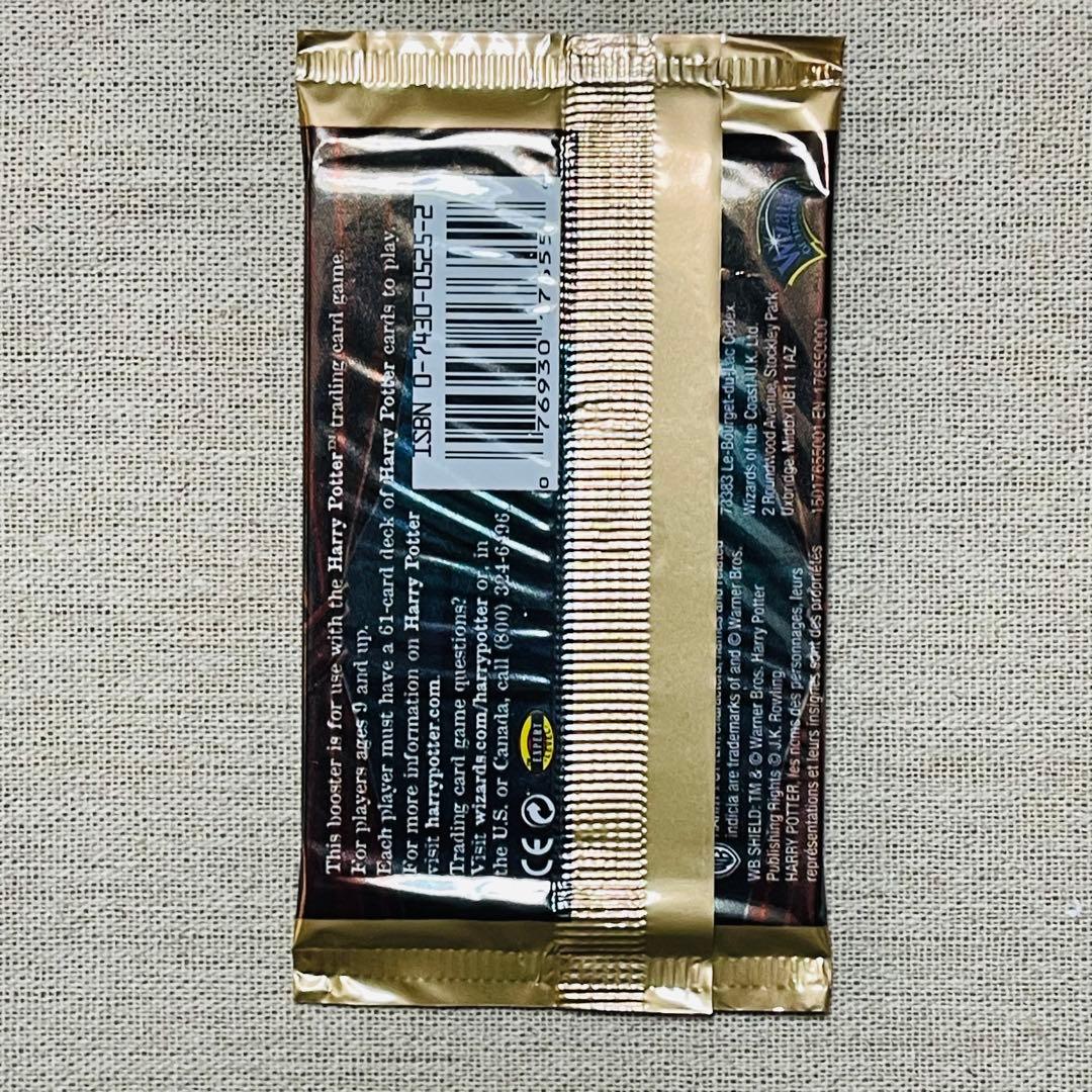 新品　ハリーポッターと秘密の部屋　トレカ　パック　ドビー柄