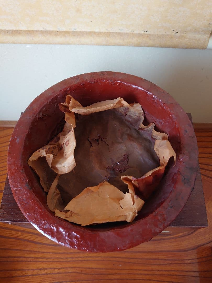 会津の乾漆鉢　漆入れ