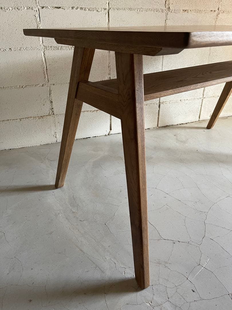 unico ADDAYウニコ アディ　ダイニングテーブル　オーク無垢材　棚板付