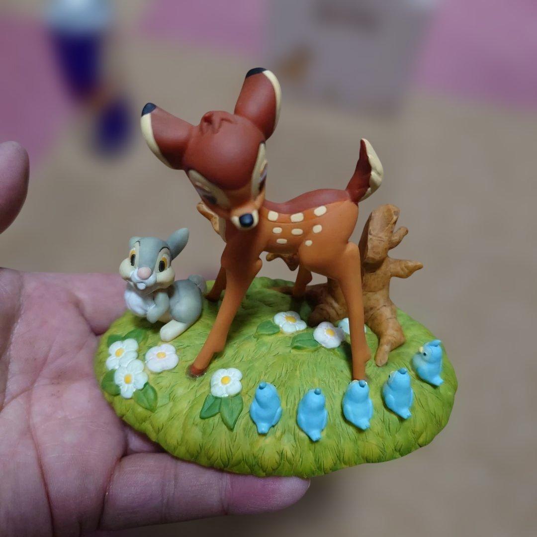 バンビ フィギュア 箱付き