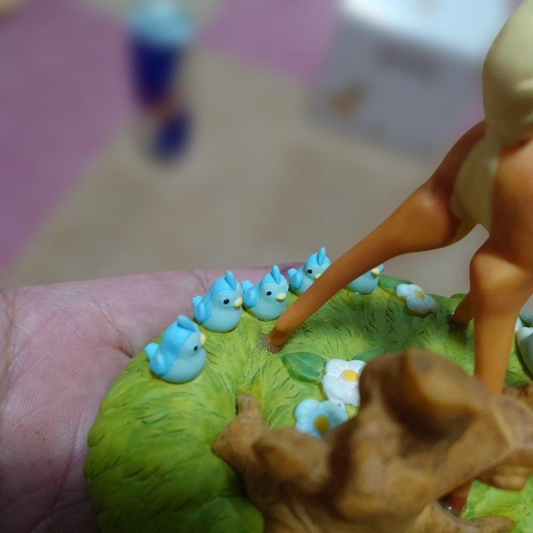 バンビ フィギュア 箱付き