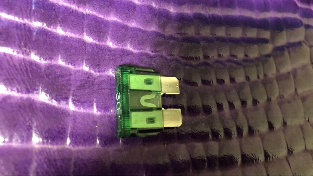 【セール】イーグルP.D.ステーション&バッテリヒートシンクスタンドx2 おまけ