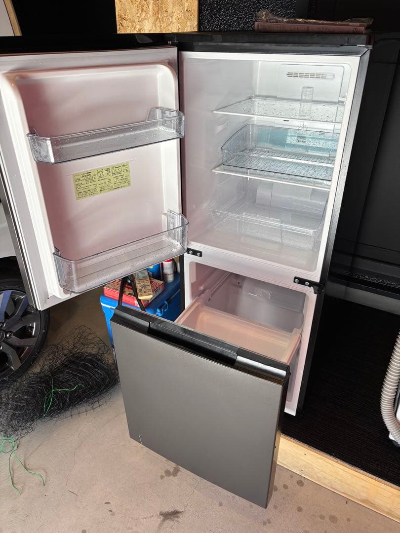 2023年製 冷蔵庫シャープノンフロンSJ-D15J-H