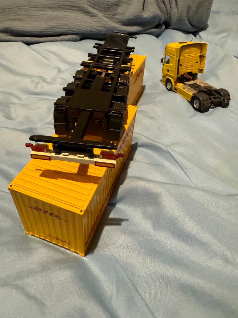 スカニア DHL 1/50