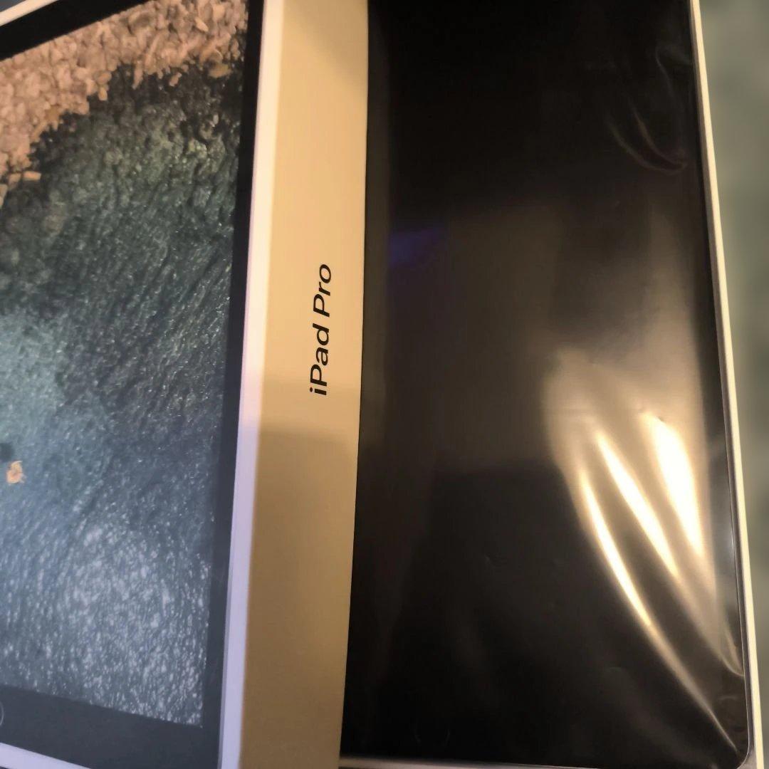 iPad Air第3世代/64GB スペースグレイWi-Fi+Cellular