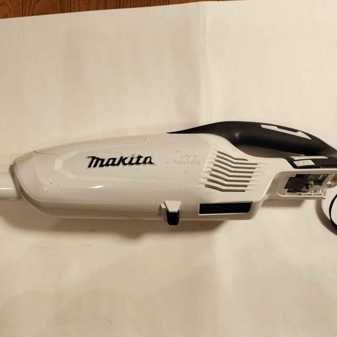 マキタ18V充電式クリーナー　CL282FD