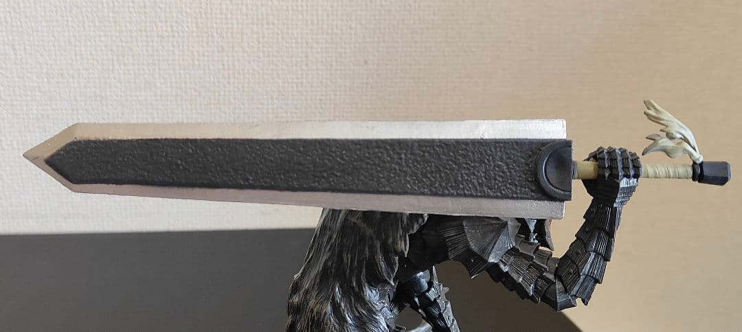 ベルセルク ガッツ 狂戦士の甲冑　フィギュア