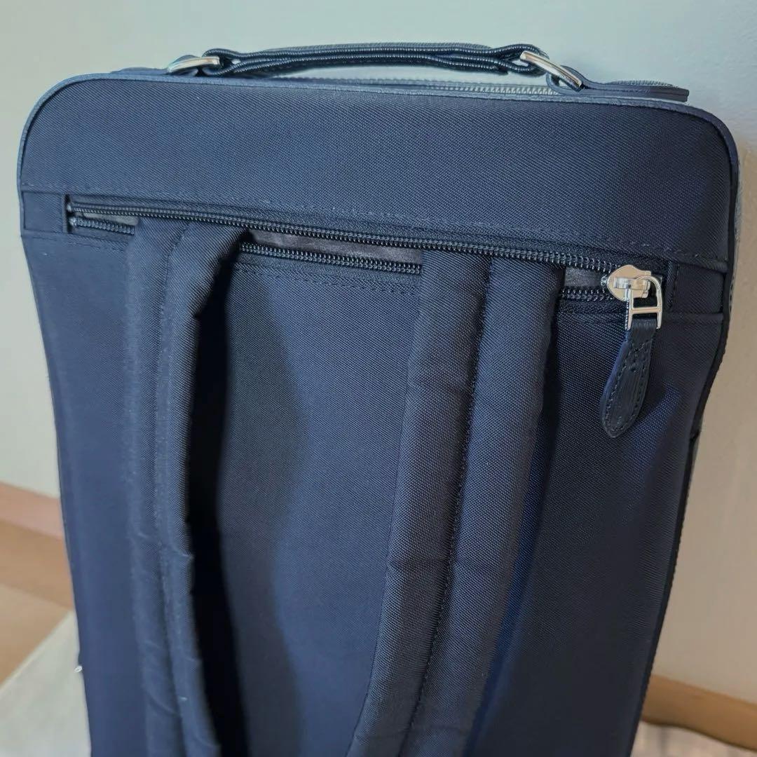 【美品】ペッレモルビダ　キャピターノ　バックパック型ブリーフケース