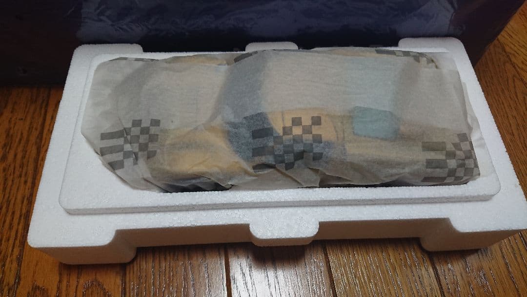 エグゾト EXOTO 1/18 FORD GT-40 極美品