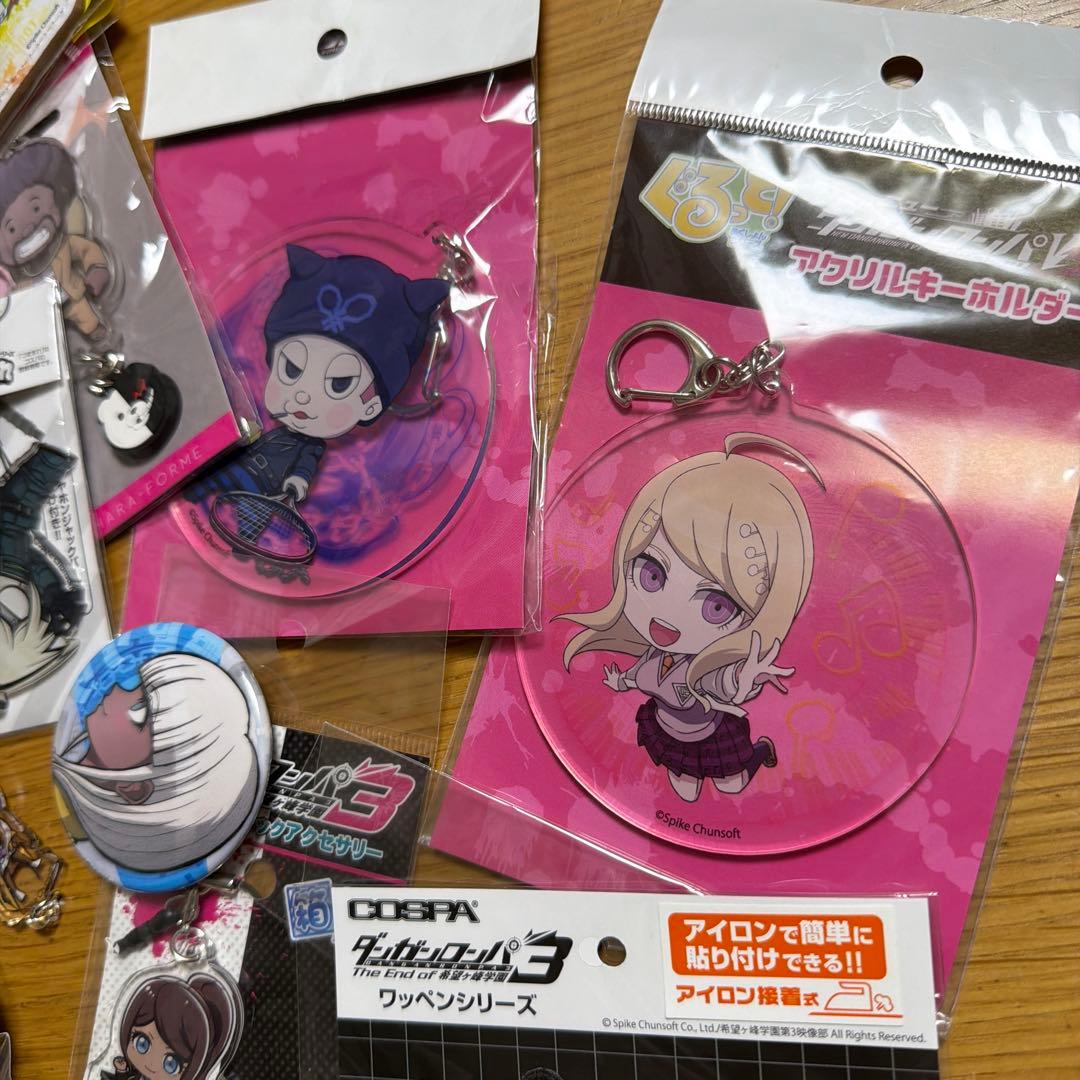 ダンガンロンパ　コースター　キーホルダー　缶バッジ　グッズセット　まとめ売り