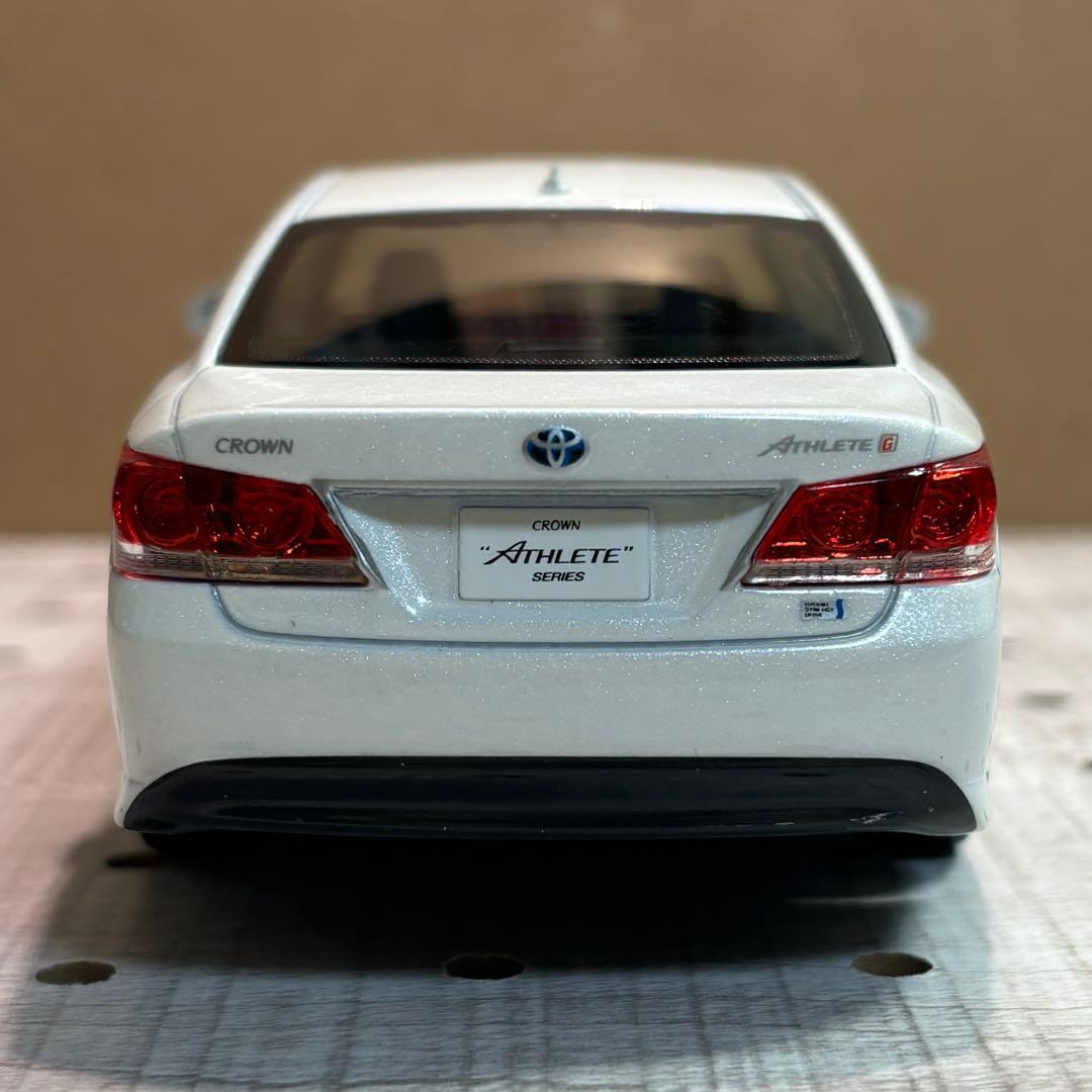 1/30 トヨタ カラーサンプル クラウン 210系前期 ホワイトパール