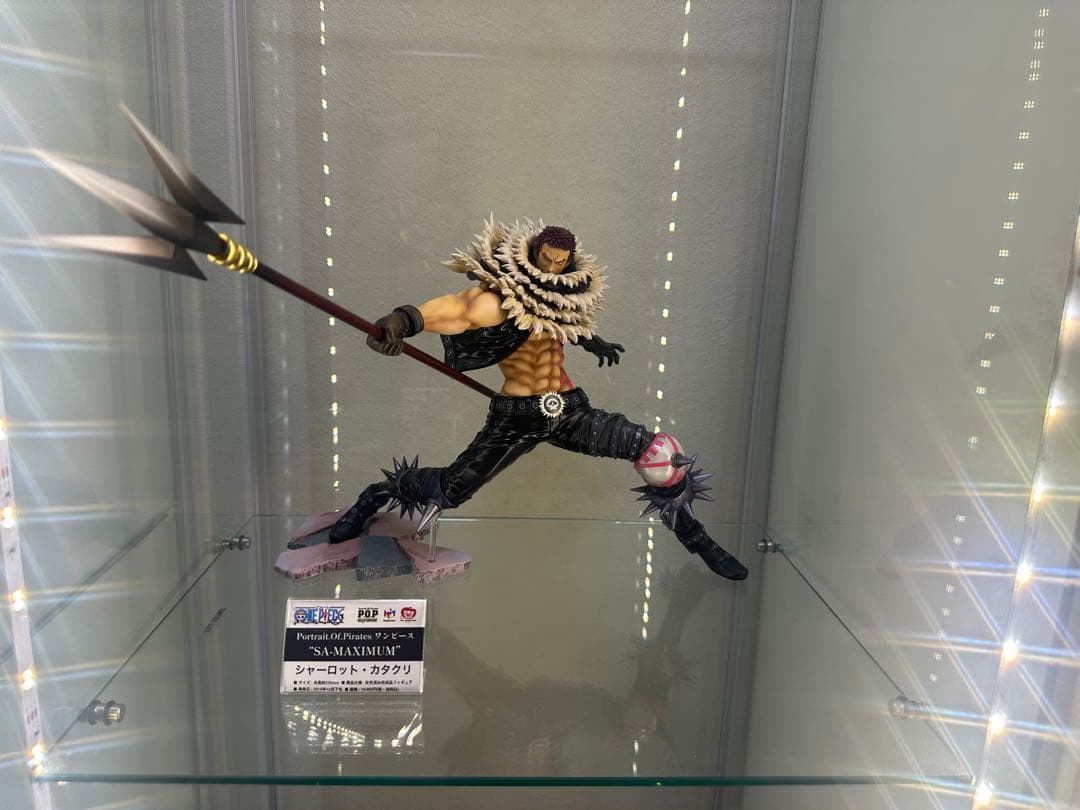 ONE PIECE pop フィギュア