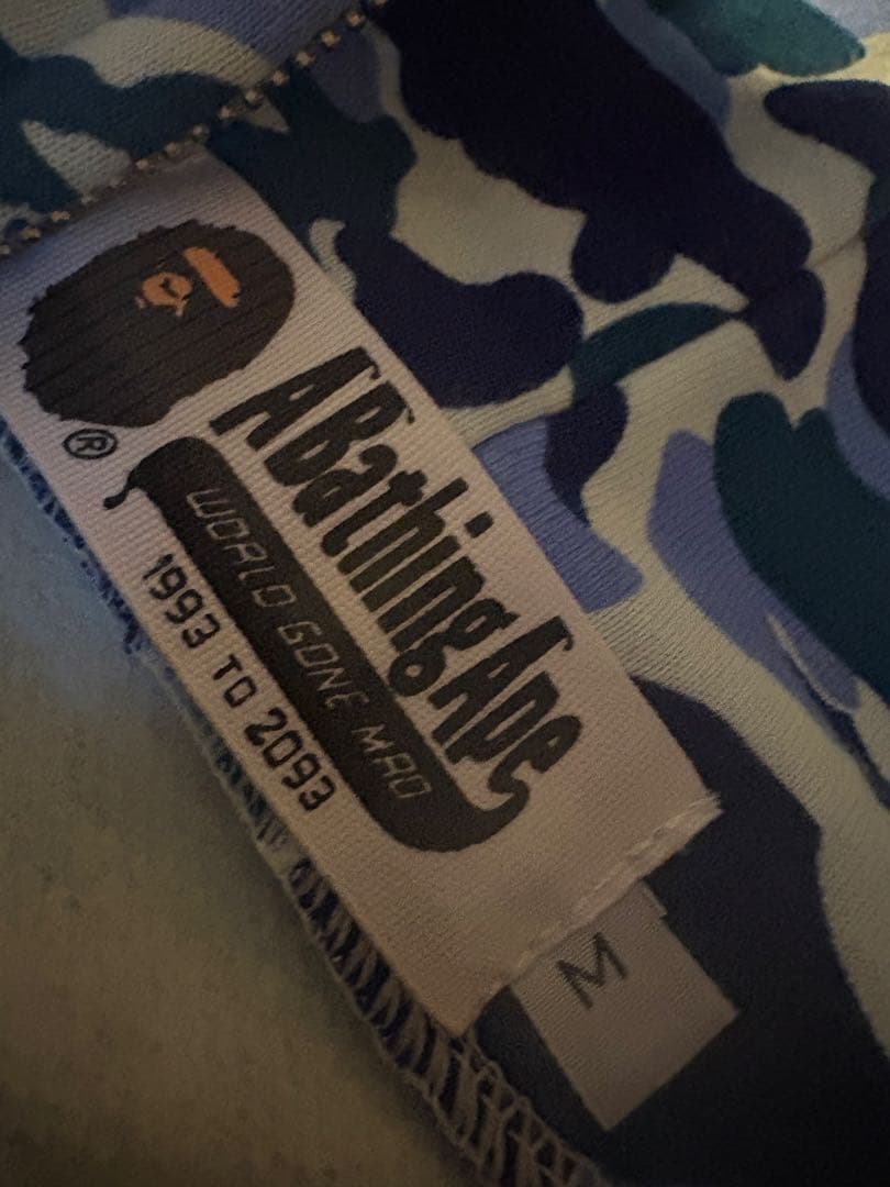 A Bathing Ape シャークパーカー M