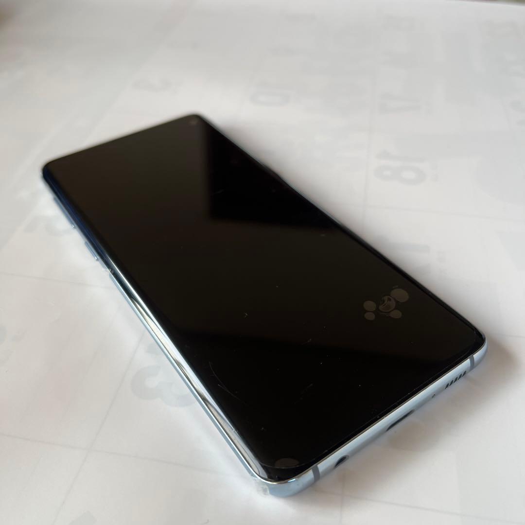 Samsung Galaxy S10 本体 ケース付き