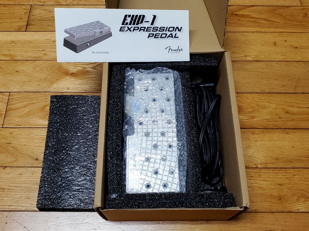 カ*0様 未使用 Fender フェンダー EXP-1 EXPRESSION P
