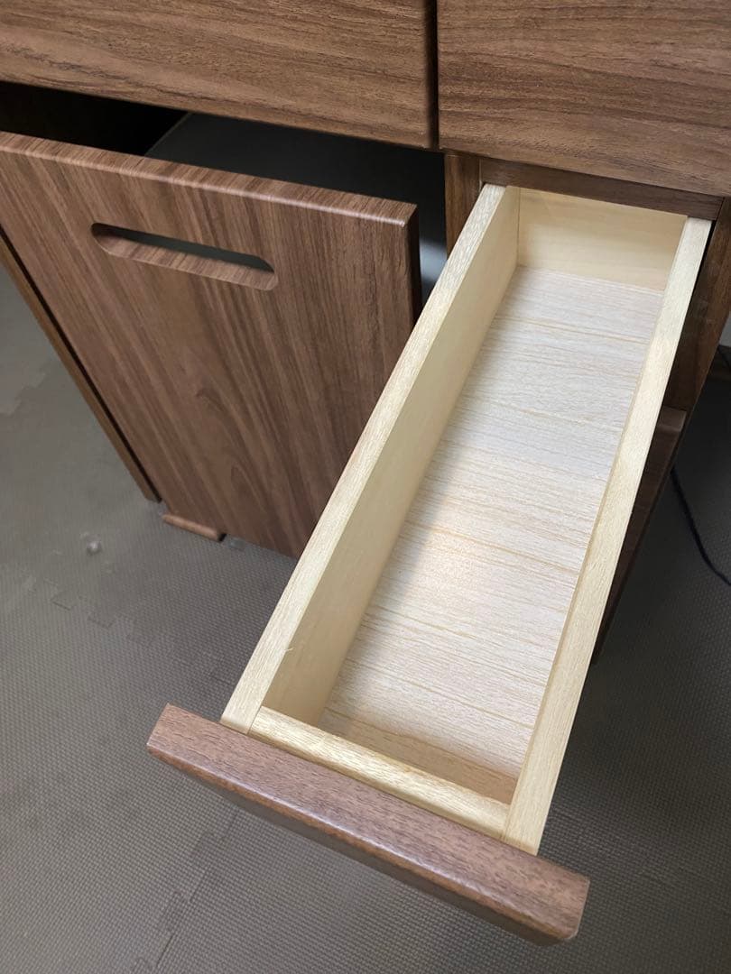 三面鏡ドレッサー 幅60cm 鏡裏収納・ライト付き