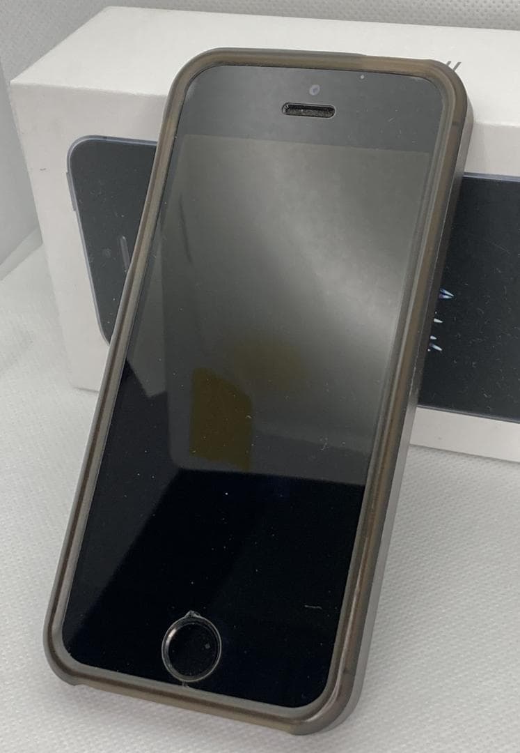 美品 iPhone SE 第一世代 64GB SIMフリー版 スペースグレイ