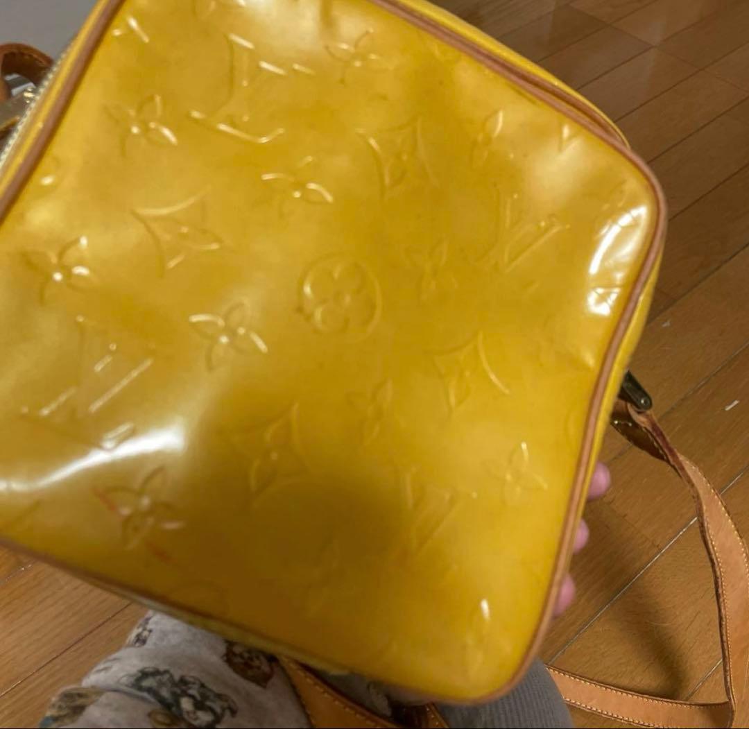 ルイヴィトン　ヴェルニ　シリアルナンバー有り　イエロー　難あり